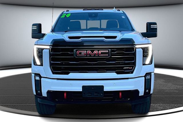 Used 2024 GMC Sierra 2500 AT4 w/ Technology Package image 2