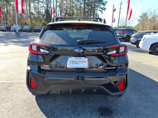 Used 2024 Subaru Crosstrek 2.0i Premium AWD/4WD image 2