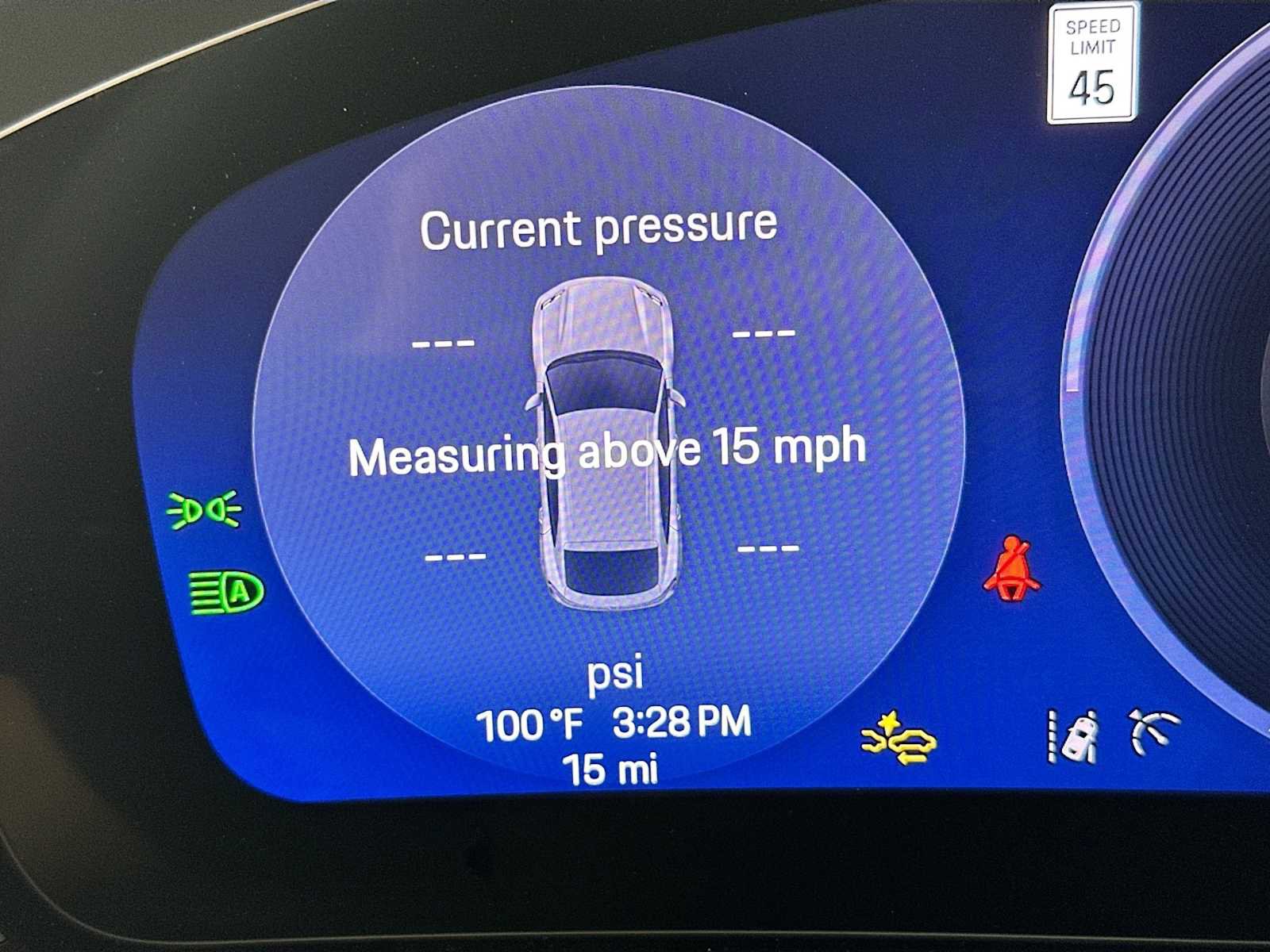 New 2025 Porsche Macan Turbo Electric image 15