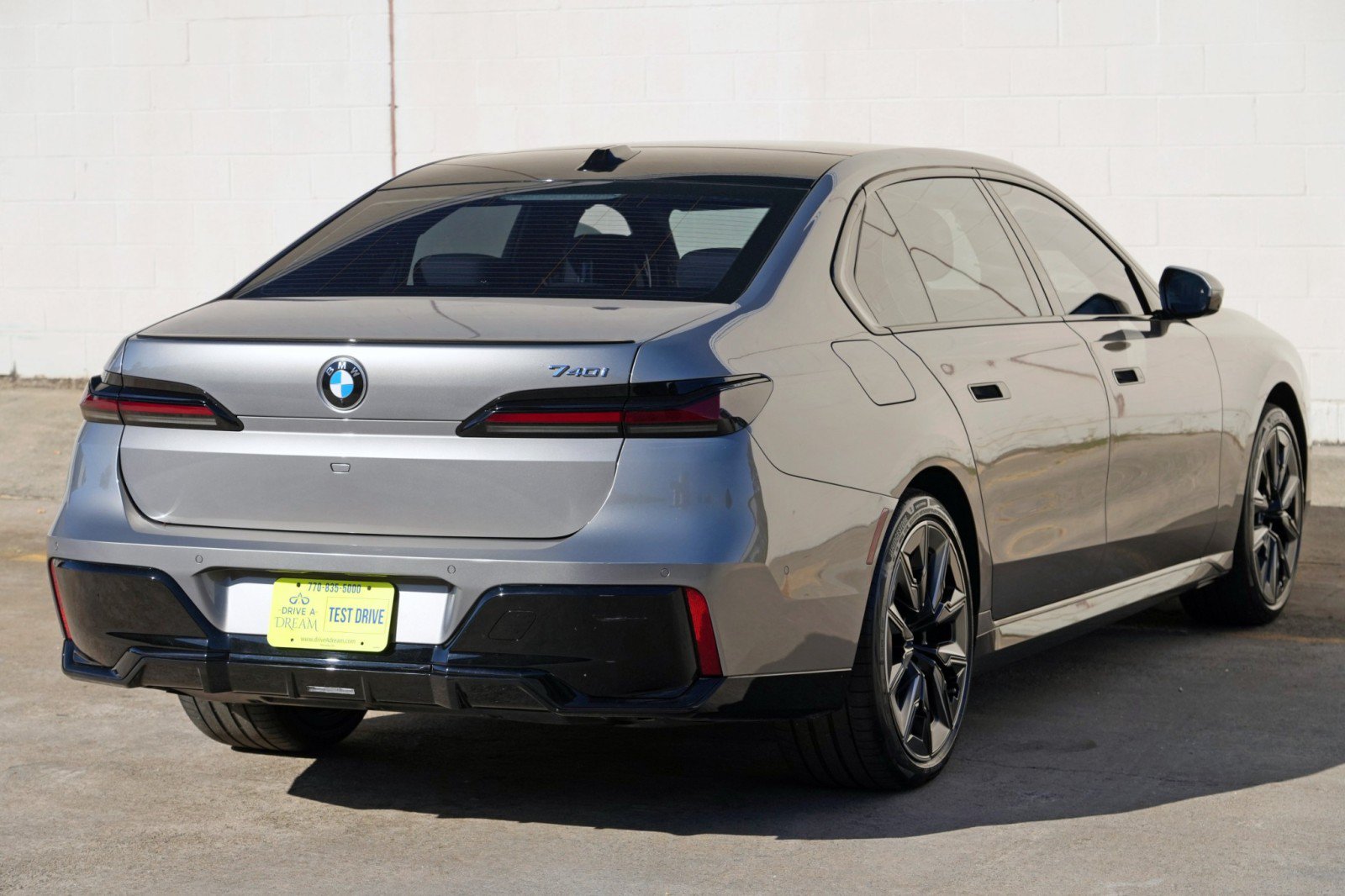Used 2023 BMW 740i RWD image 64