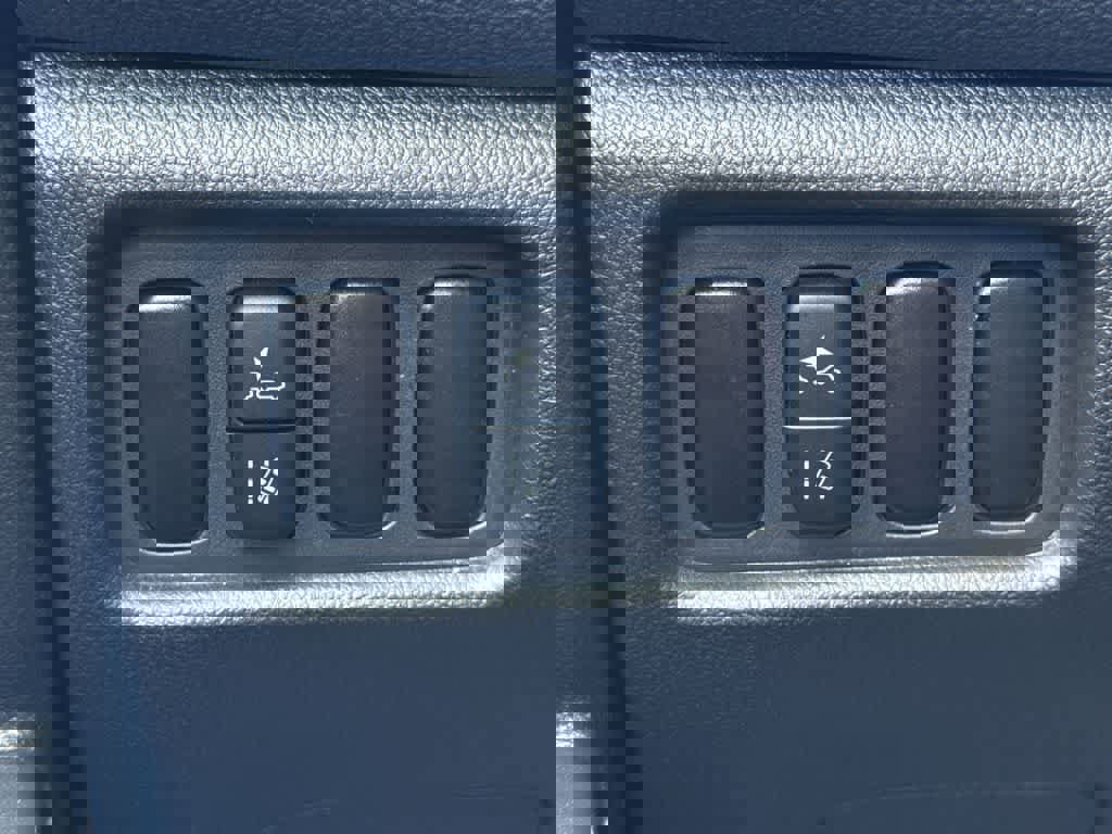 Used 2025 Mitsubishi Outlander Sport ES image 17