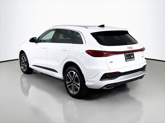 Certified 2025 Audi Q5 Premium w/ 19" Wheel Package AWD/4WD image 3