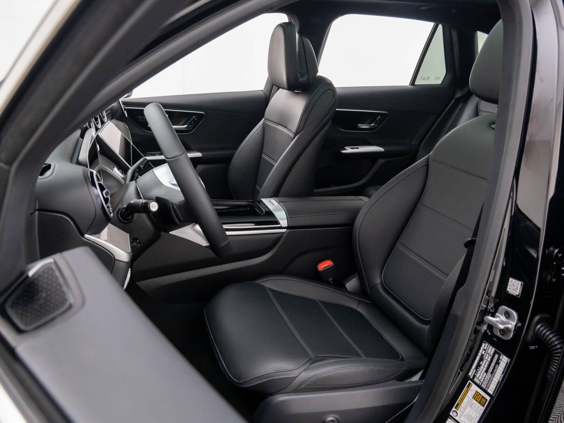 New 2026 Mercedes-Benz GLC 300 4MATIC image 14