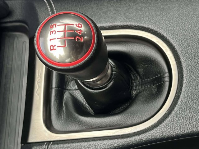 Certified 2019 Ford Mustang Shelby GT350 w/ Technology Package RWD image 32