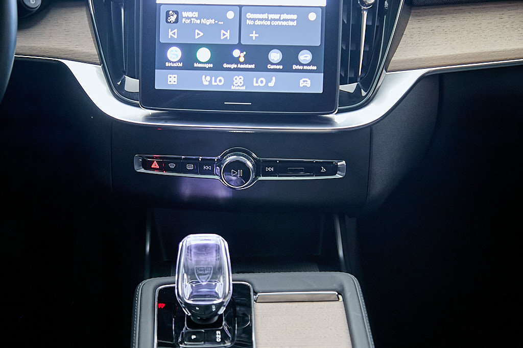 New 2026 Volvo XC90 B6 Plus w/ Protection Package AWD/4WD image 33