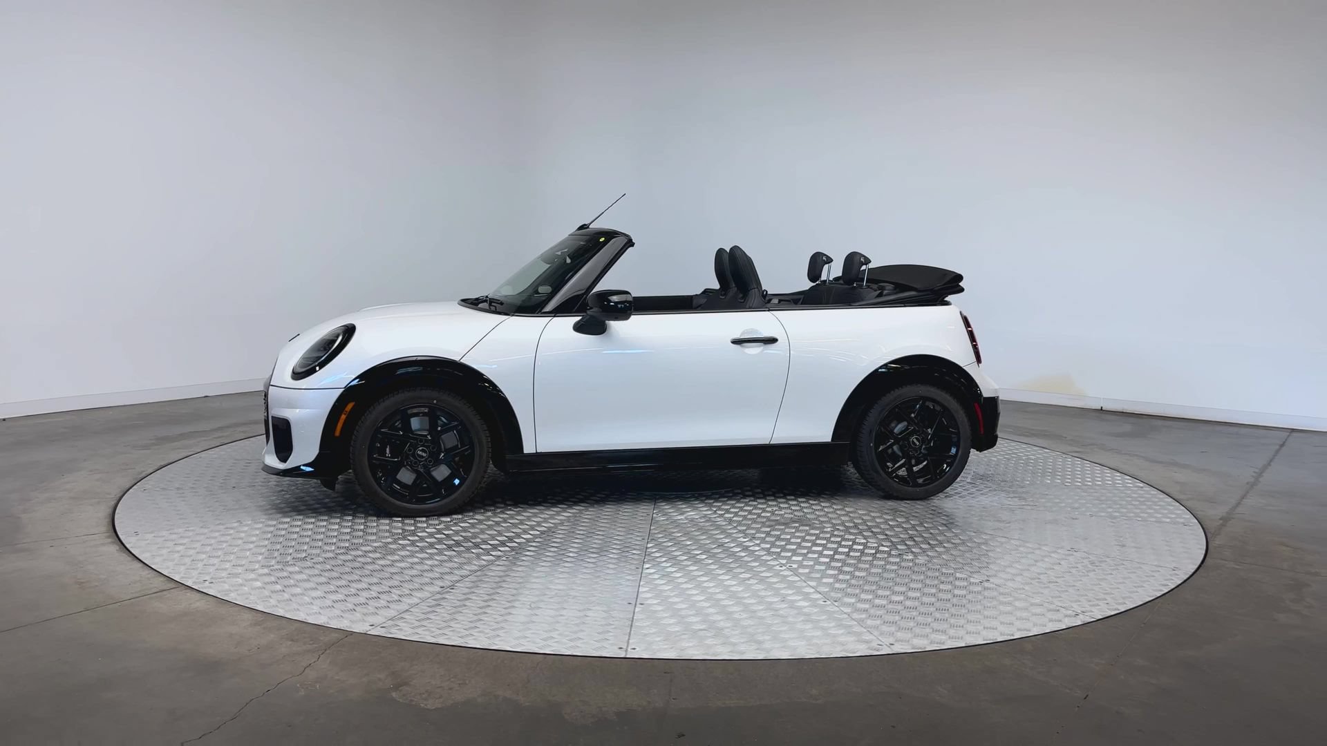 New 2026 MINI Cooper S FWD image 5