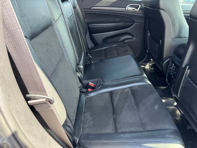 Used 2019 Jeep Grand Cherokee Laredo w/ Laredo X Package RWD image 8