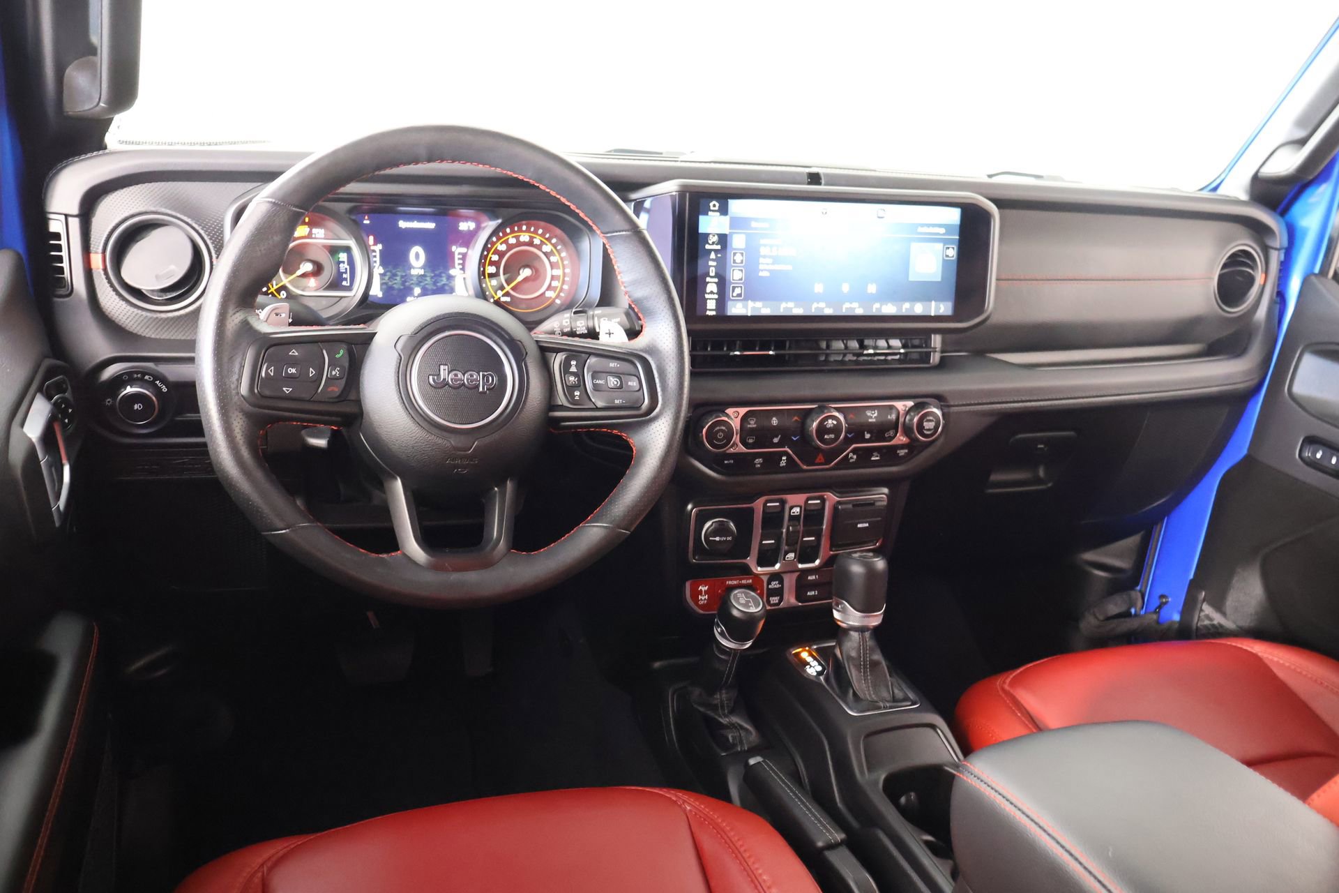 Used 2024 Jeep Wrangler Unlimited Rubicon 392 AWD/4WD image 2