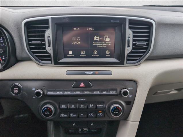 Used 2017 Kia Sportage EX image 14
