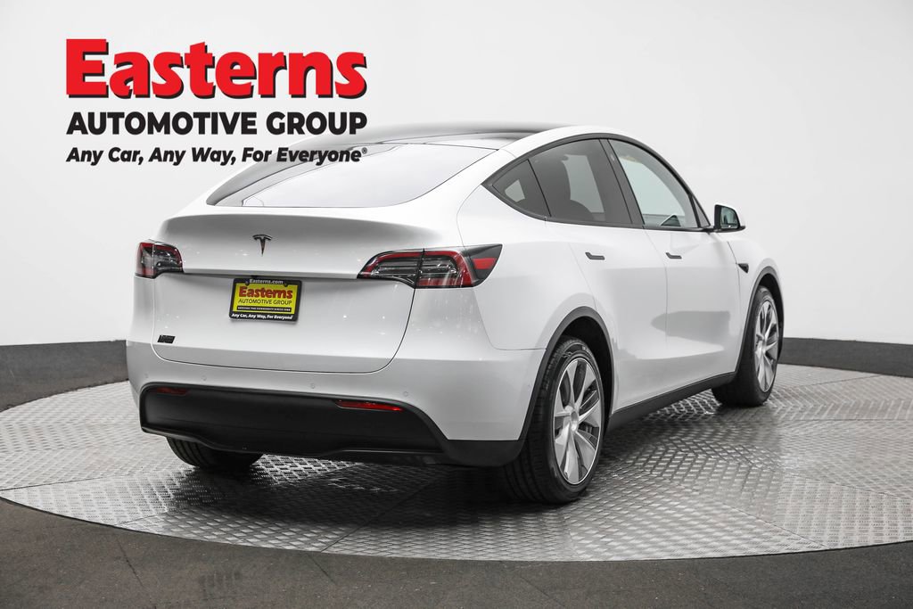 Used 2021 Tesla Model Y Long Range image 5