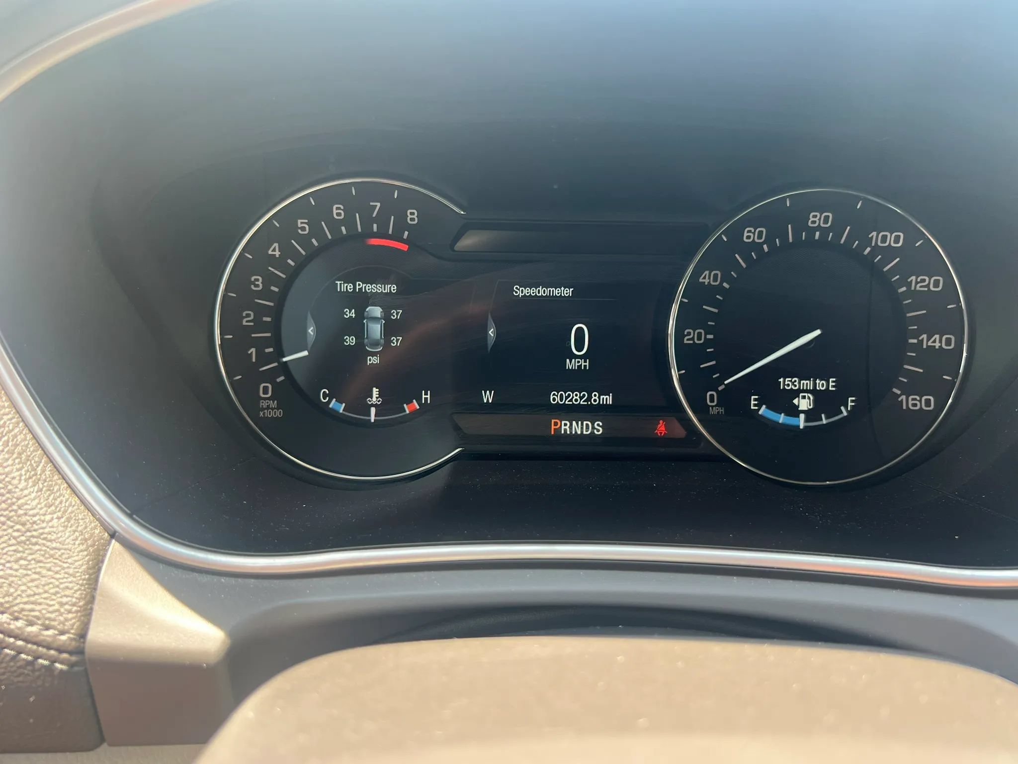 Used 2018 Lincoln MKX Select w/ Select Plus Package AWD/4WD image 40