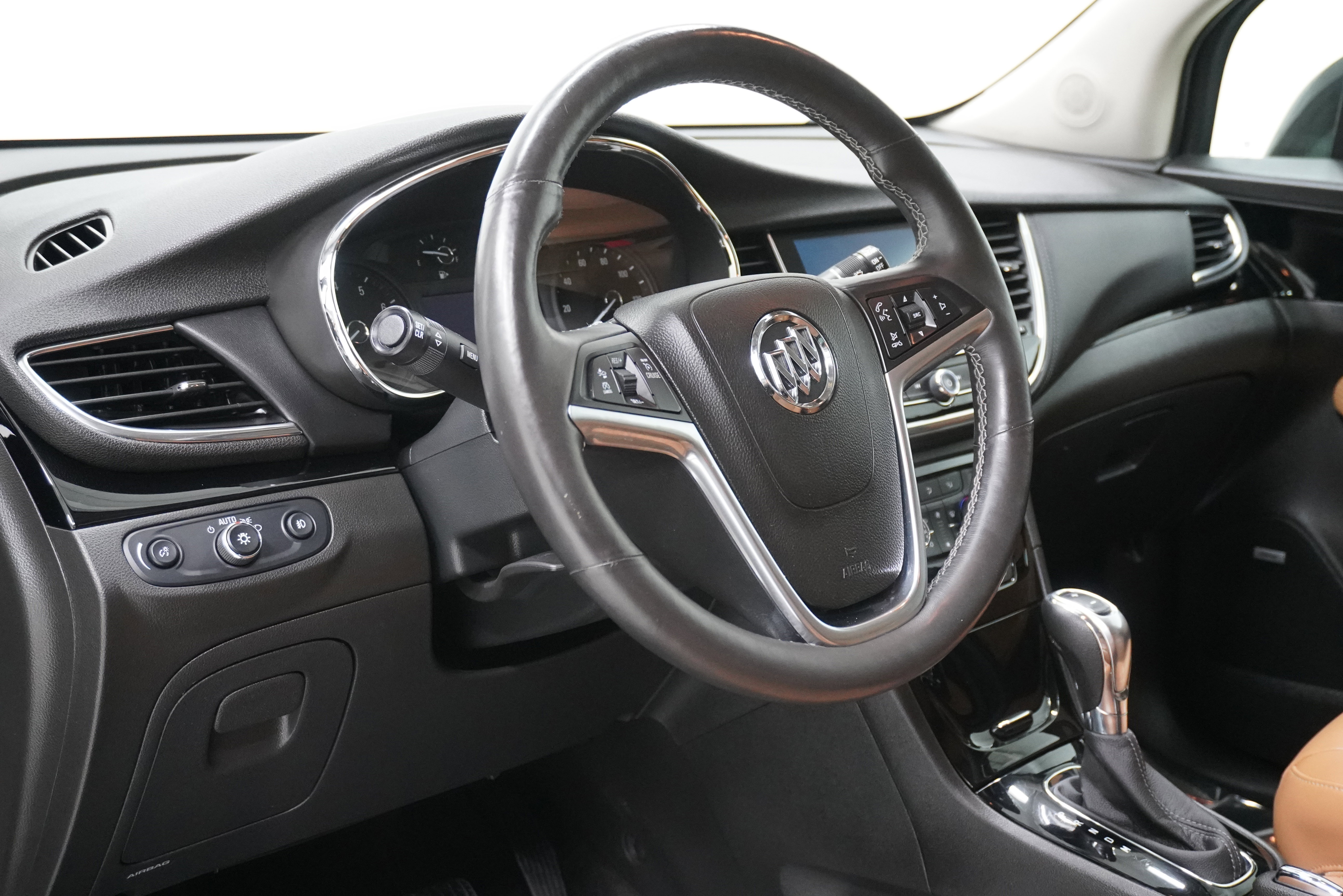 Used 2017 Buick Encore Premium w/ Experience Buick Package image 10