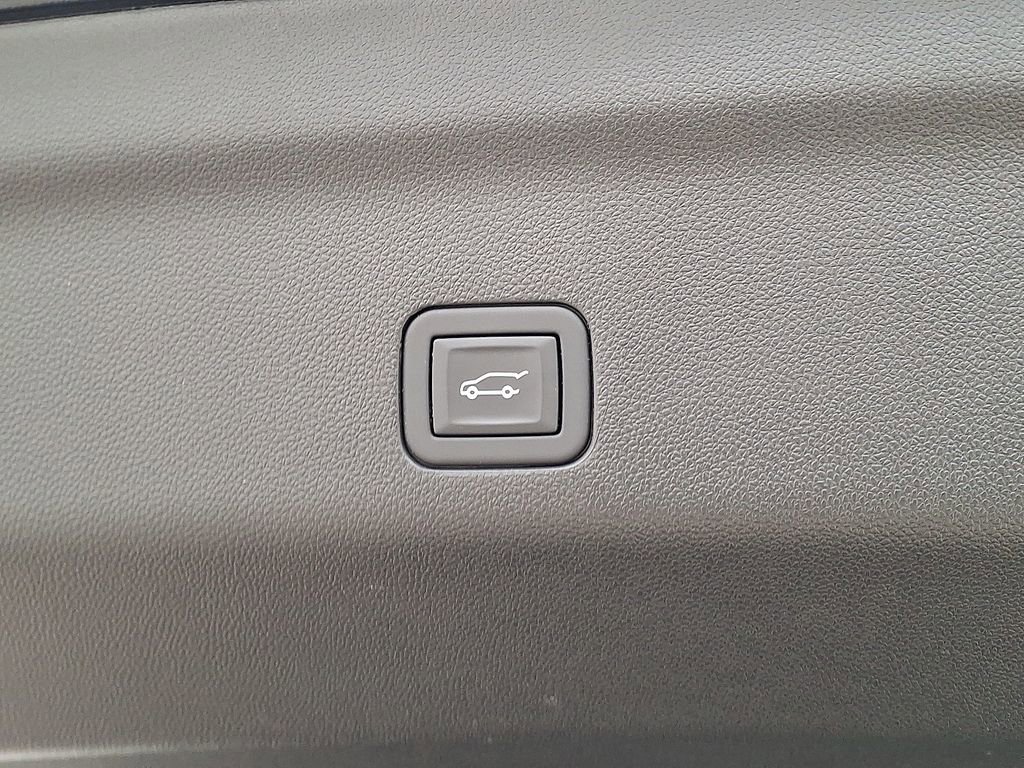 Used 2024 Cadillac Escalade Sport Platinum w/ Heavy-Duty Trailer Package image 41