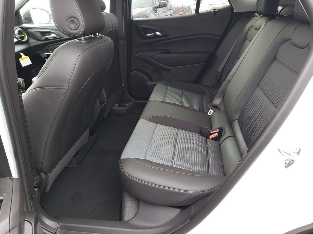 New 2026 Chevrolet Trax LT w/ Driver Confidence Package image 21