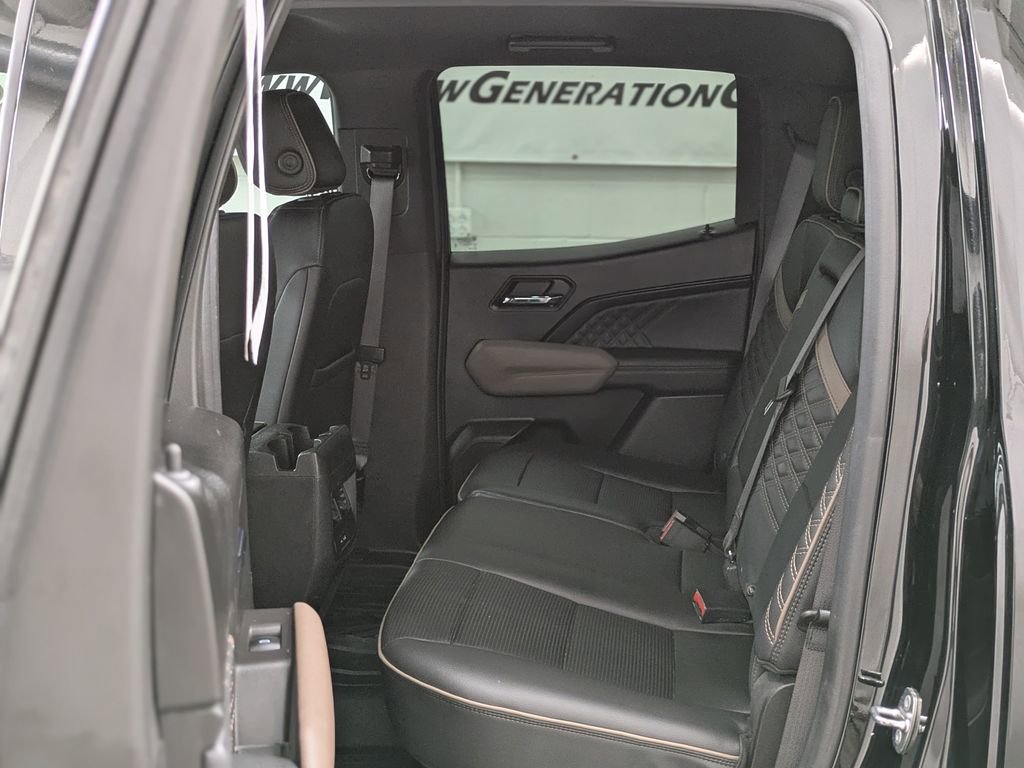 Used 2023 GMC Canyon Denali AWD/4WD image 27