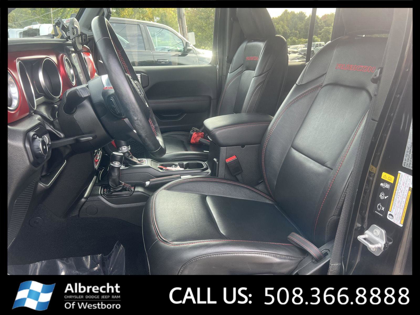 Used 2022 Jeep Wrangler Unlimited Rubicon w/ Cold Weather Group image 11