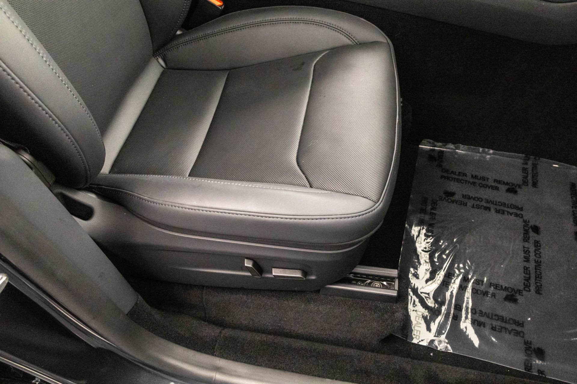 Used 2026 Tesla Model Y AWD image 39