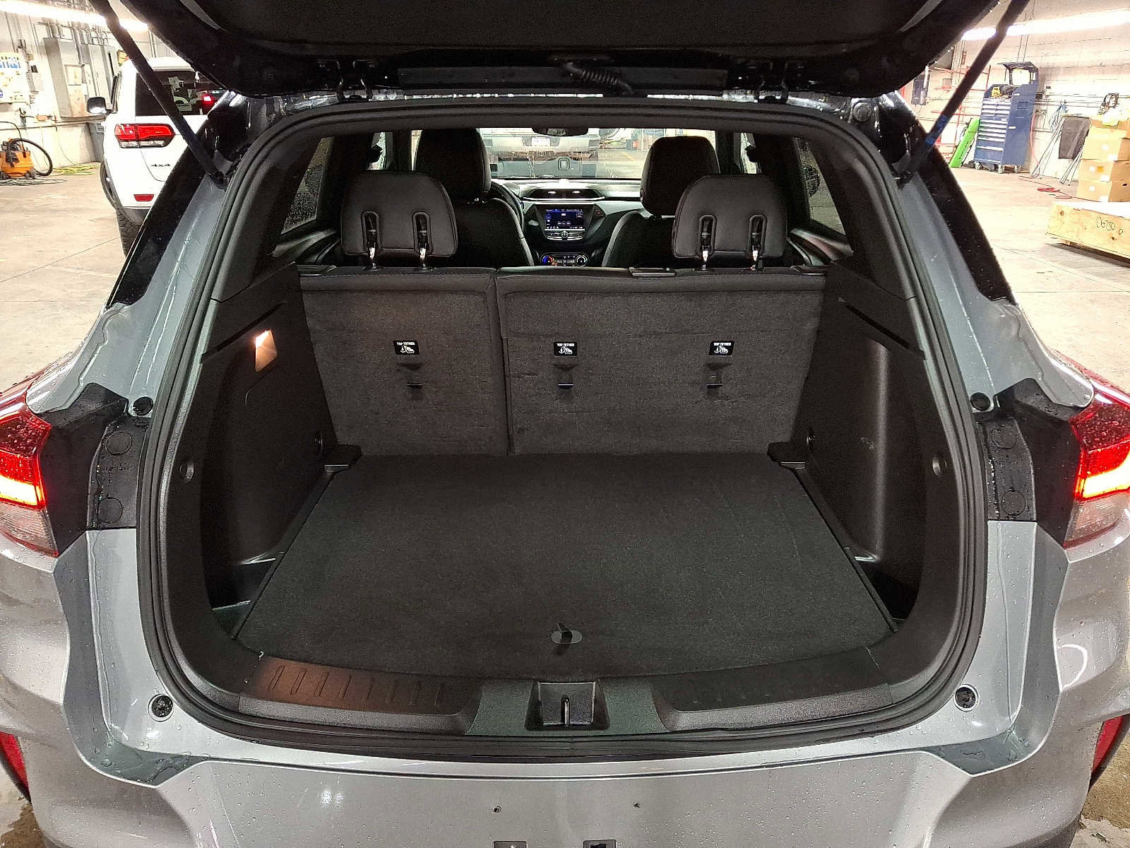 Used 2023 Chevrolet TrailBlazer RS image 28