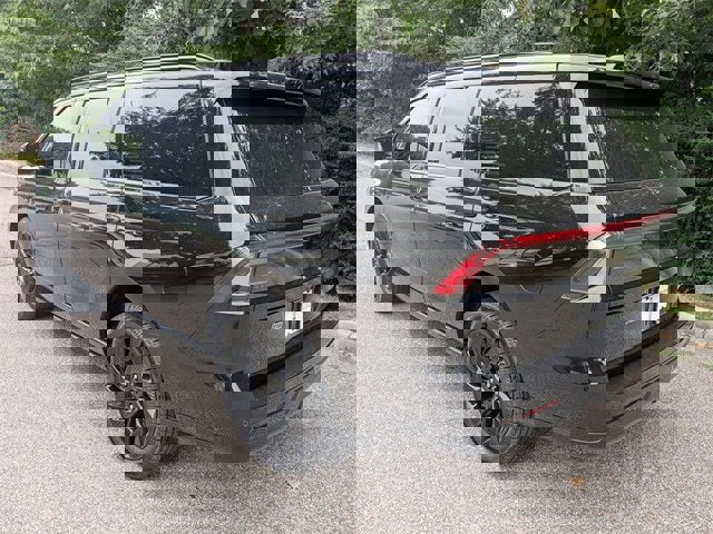 New 2025 Lincoln Navigator Reserve w/ Jet Appearance Package image 2