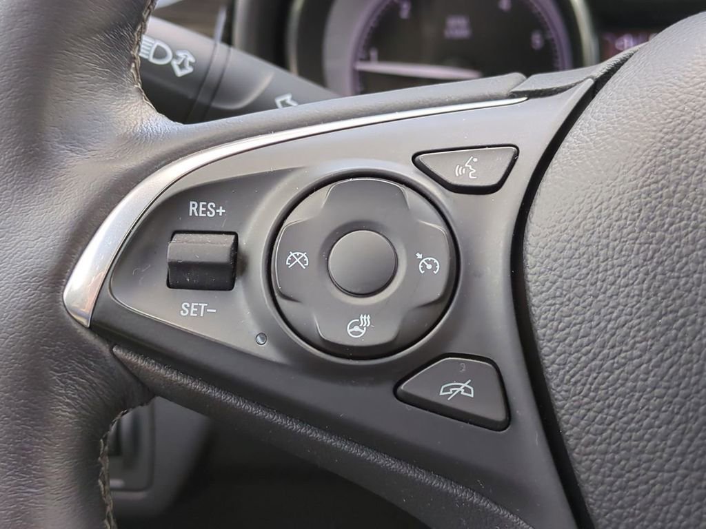 Used 2020 Buick Envision Essence w/ Experience Buick Package image 25