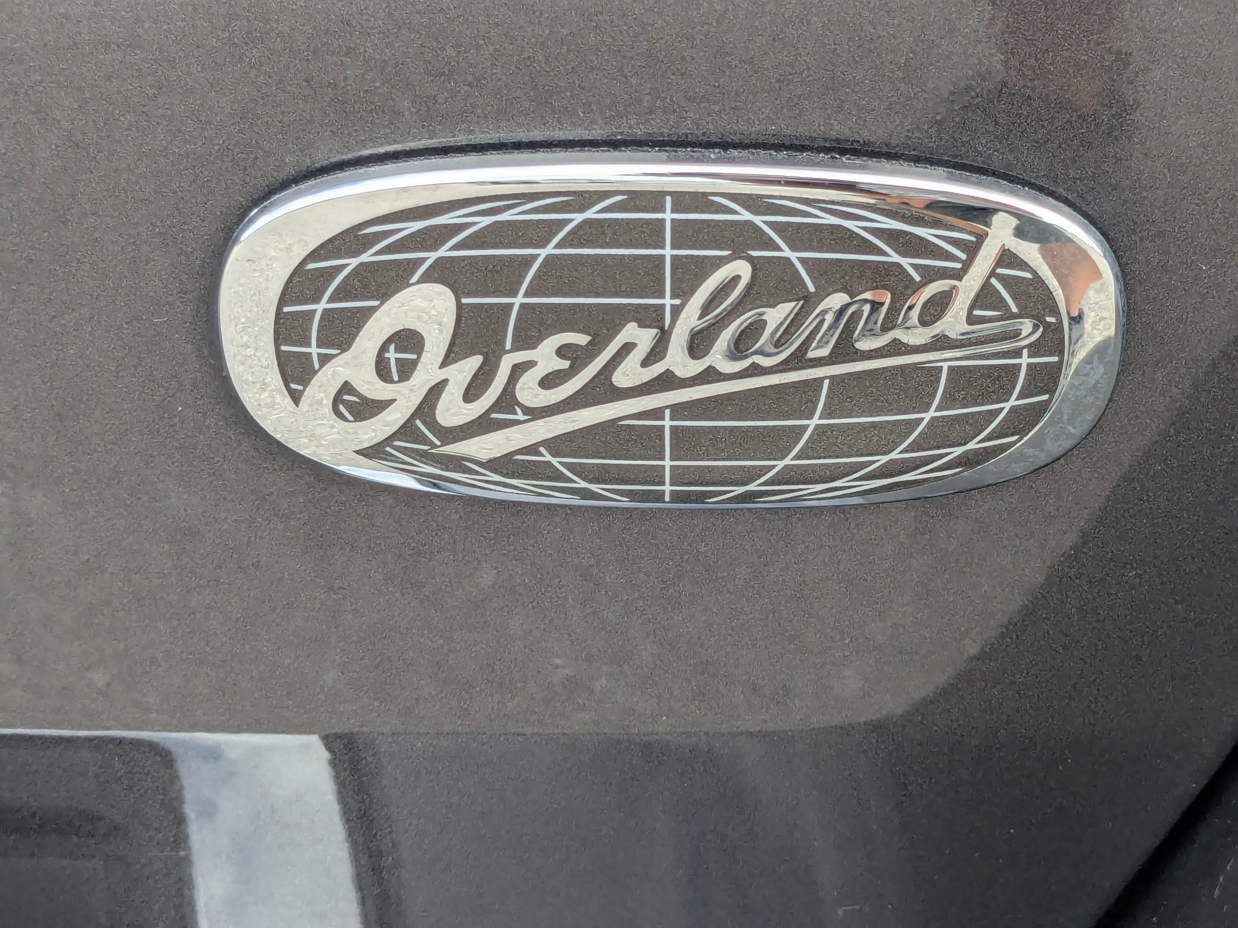 Used 2019 Jeep Grand Cherokee Overland RWD image 13