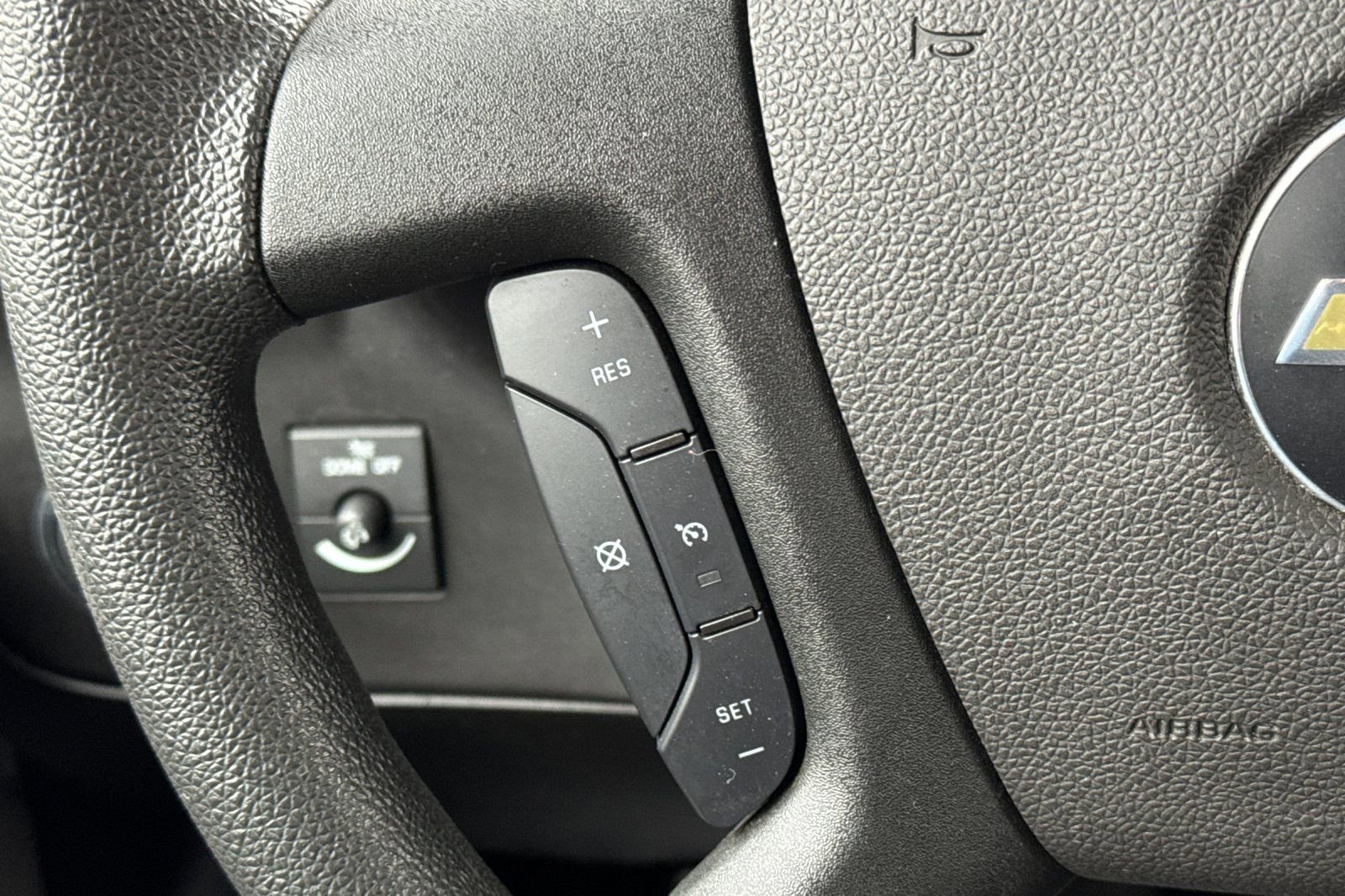 Used 2024 Chevrolet Express 2500 w/ Driver Convenience Package image 23