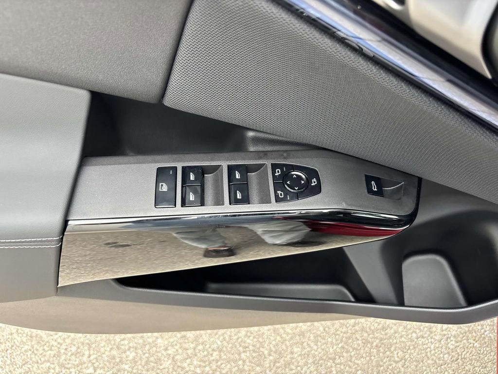 New 2026 BMW X3 xDrive30 w/ Premium Package image 12