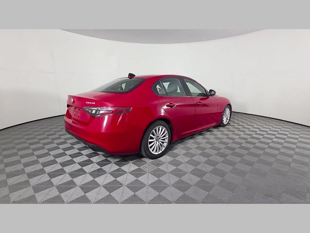 Used 2024 Alfa Romeo Giulia Sprint RWD image 40