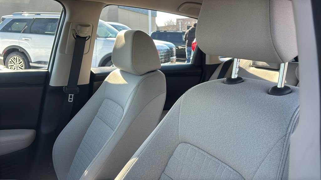 Used 2025 Honda HR-V LX image 26