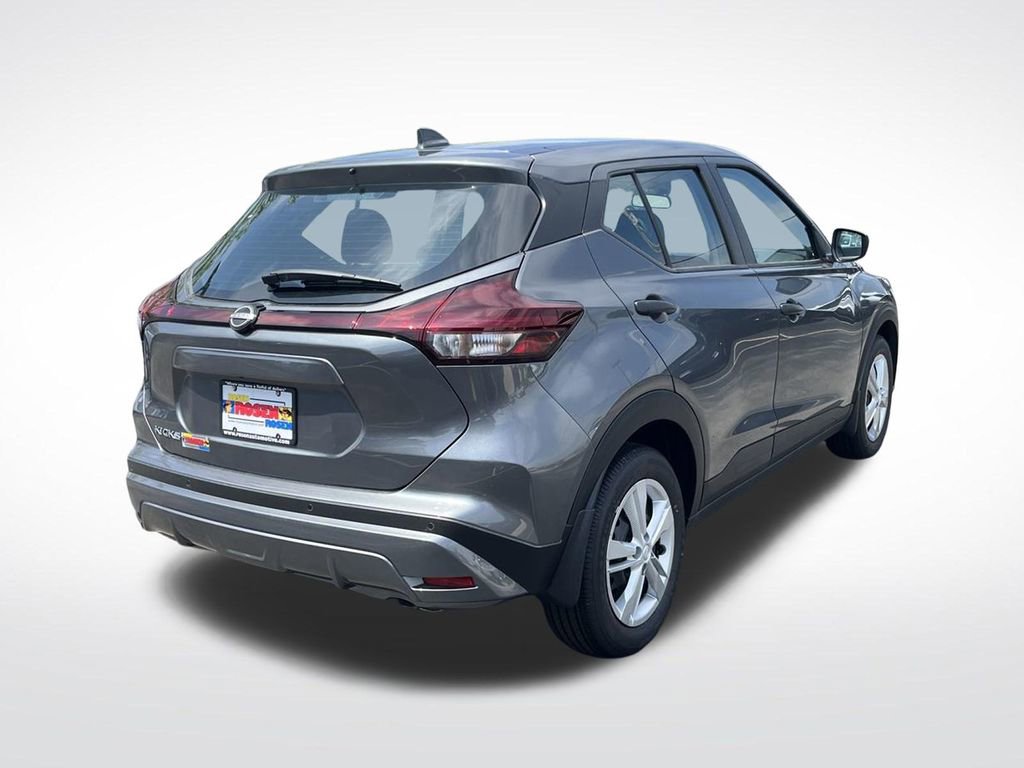 New 2025 Nissan Kicks Play S image 5