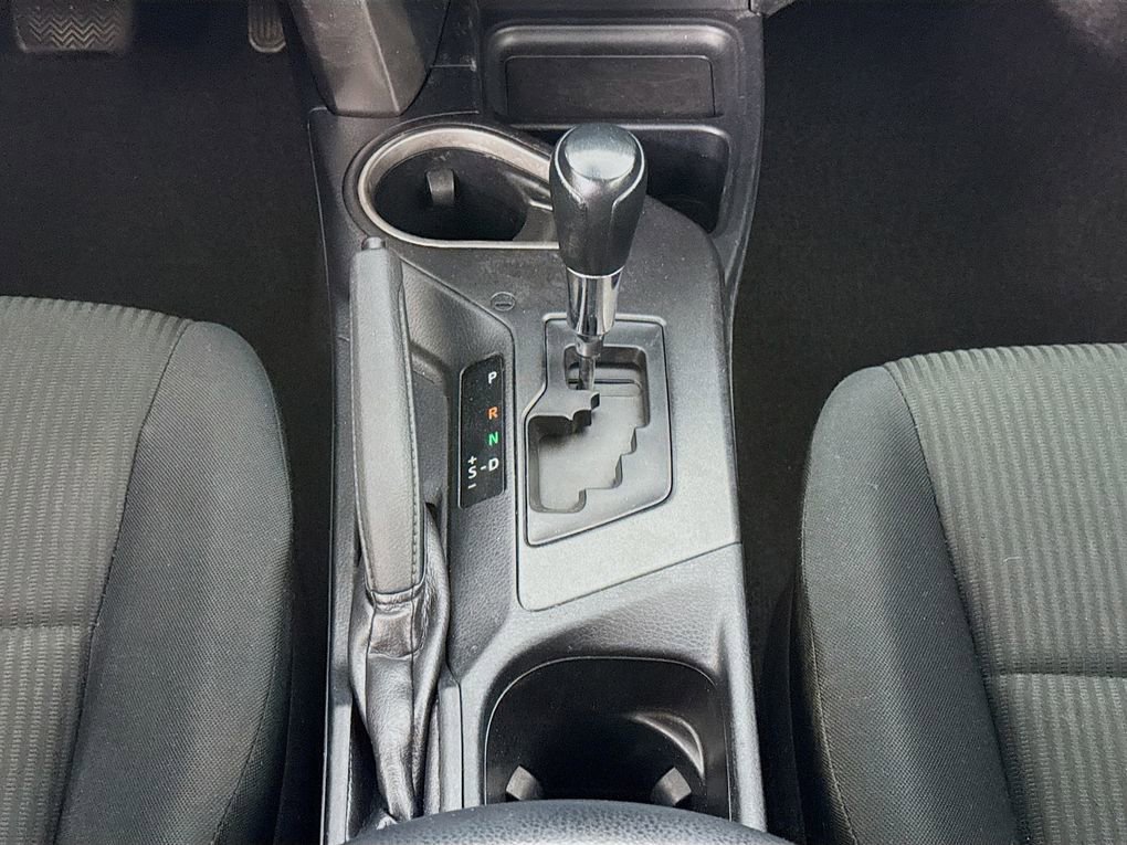 Used 2017 Toyota RAV4 LE image 31