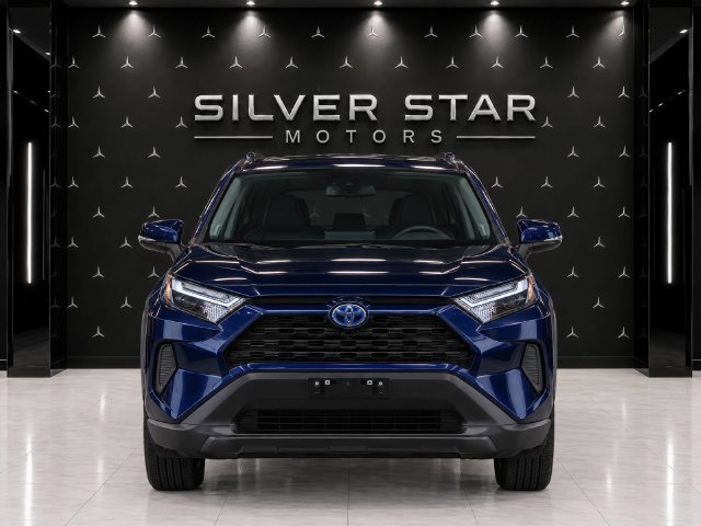 Used 2024 Toyota RAV4 XLE w/ Weather Package AWD/4WD image 5