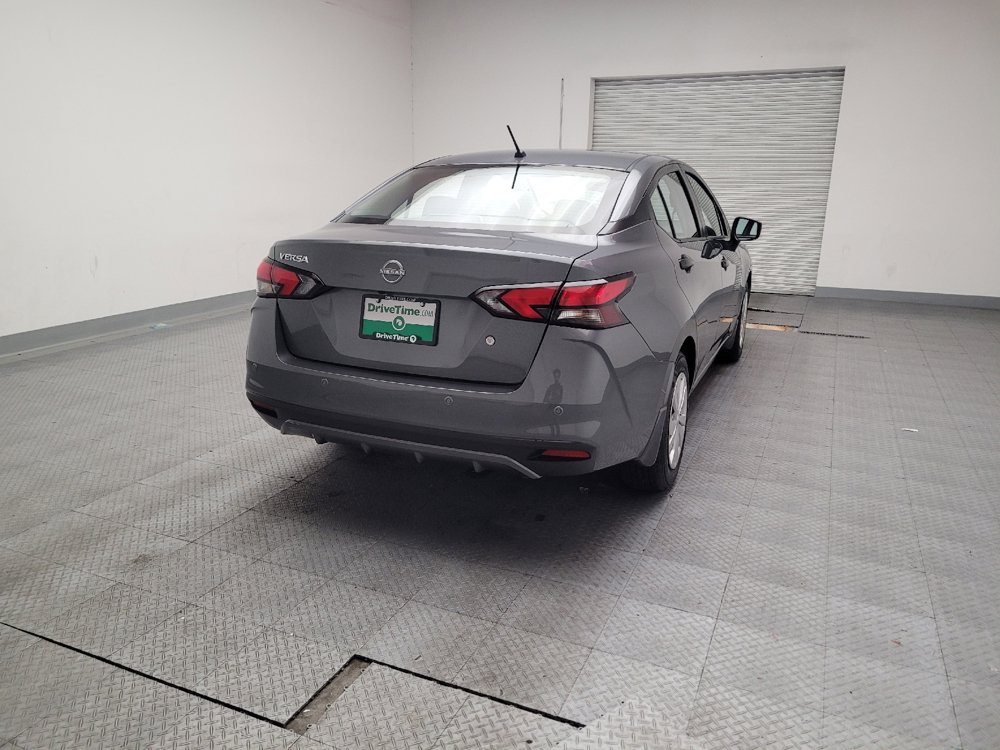 Used 2025 Nissan Versa S w/ Trunk Package image 7