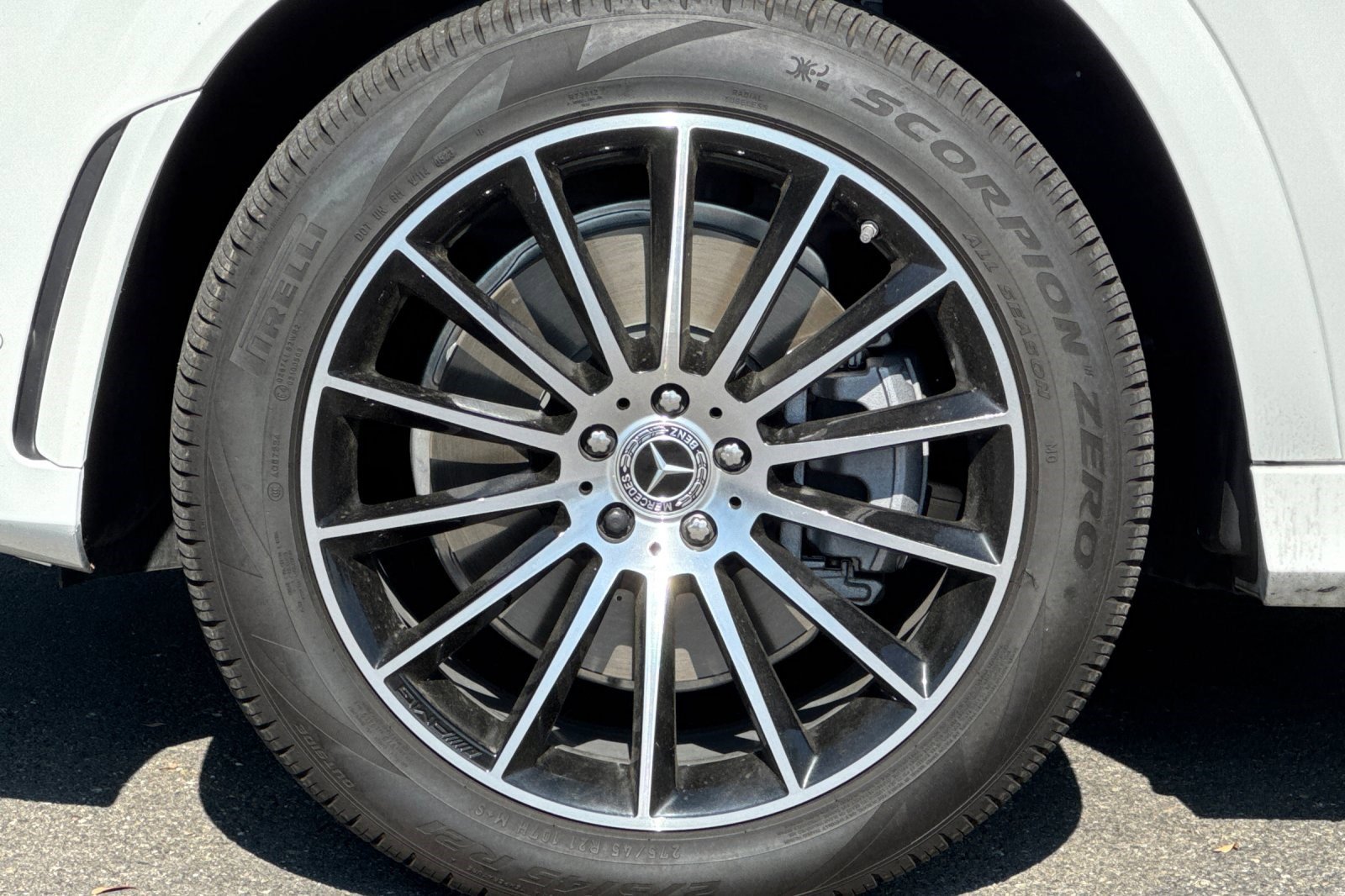 Used 2023 Mercedes-Benz GLE 450 4MATIC image 38