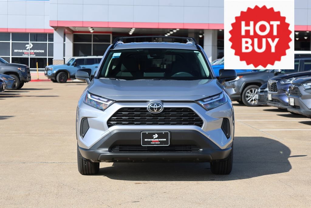 New 2025 Toyota RAV4 LE image 3