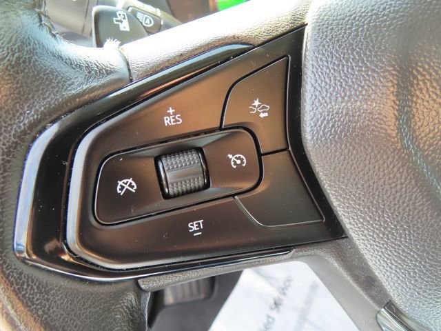 Used 2023 Chevrolet Bolt EUV LT w/ Convenience Package FWD image 17