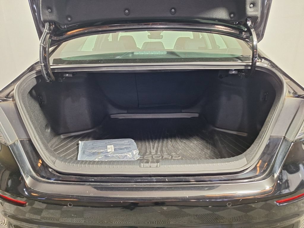 Used 2023 Honda Accord Touring image 24