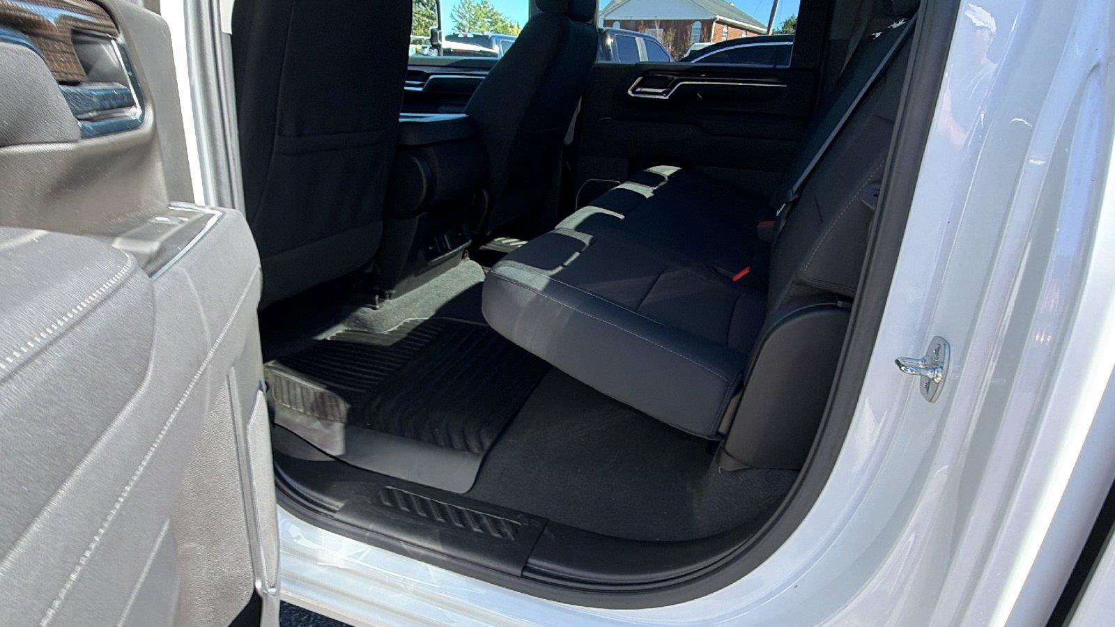 Used 2025 Chevrolet Silverado 2500 LT w/ Trail Boss Package AWD/4WD image 22