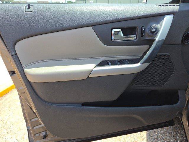 Used 2014 Ford Edge SEL w/ Equipment Group 205A FWD image 29