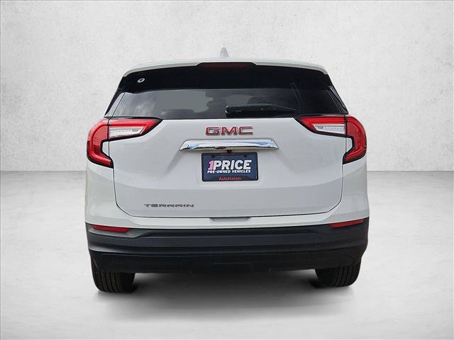 Used 2024 GMC Terrain SLE FWD image 7