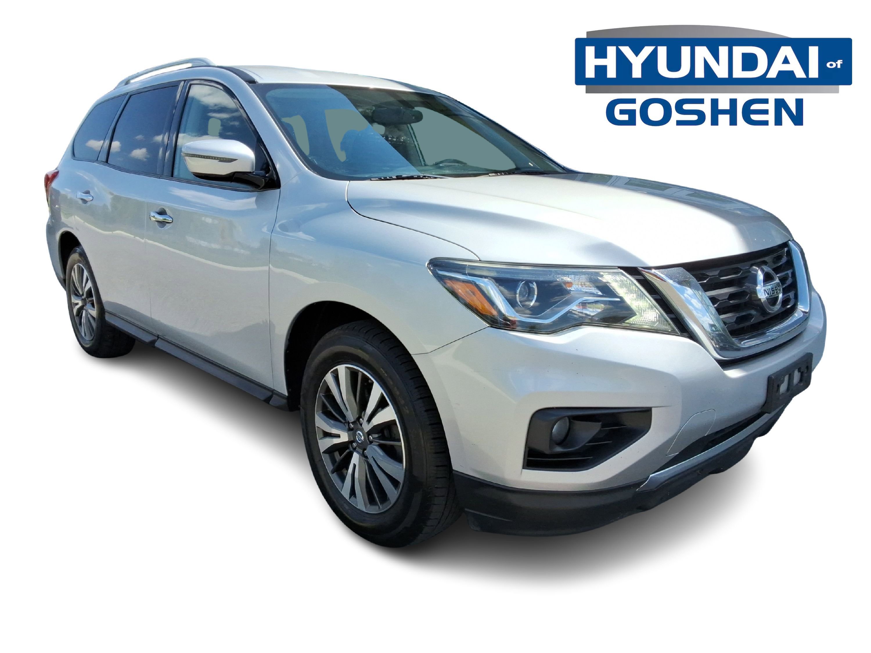 Used 2017 Nissan Pathfinder SV AWD/4WD image 3