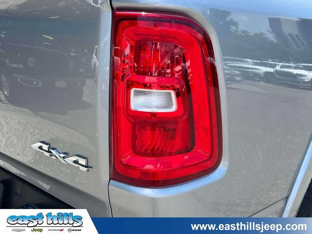 Used 2026 RAM 1500 Laramie AWD/4WD image 15