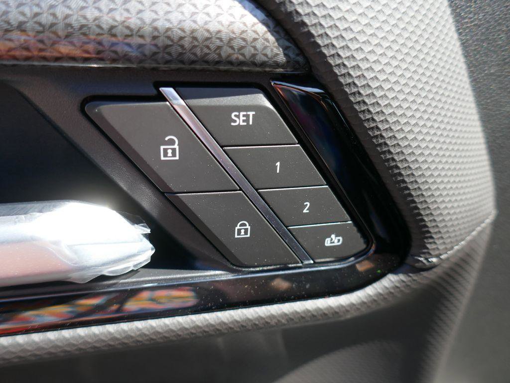 New 2026 Chevrolet Silverado 2500 ZR2 w/ LPO, Dark Essentials Package image 23