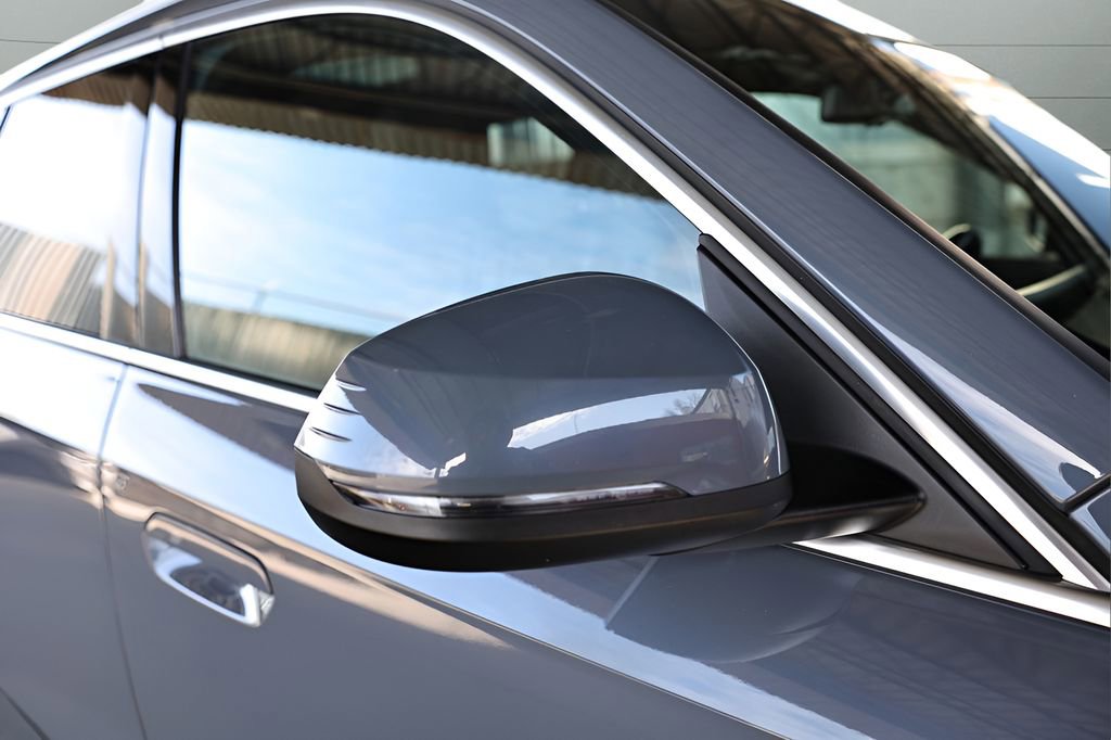 Used 2023 BMW X1 xDrive28i w/ Convenience Package image 11