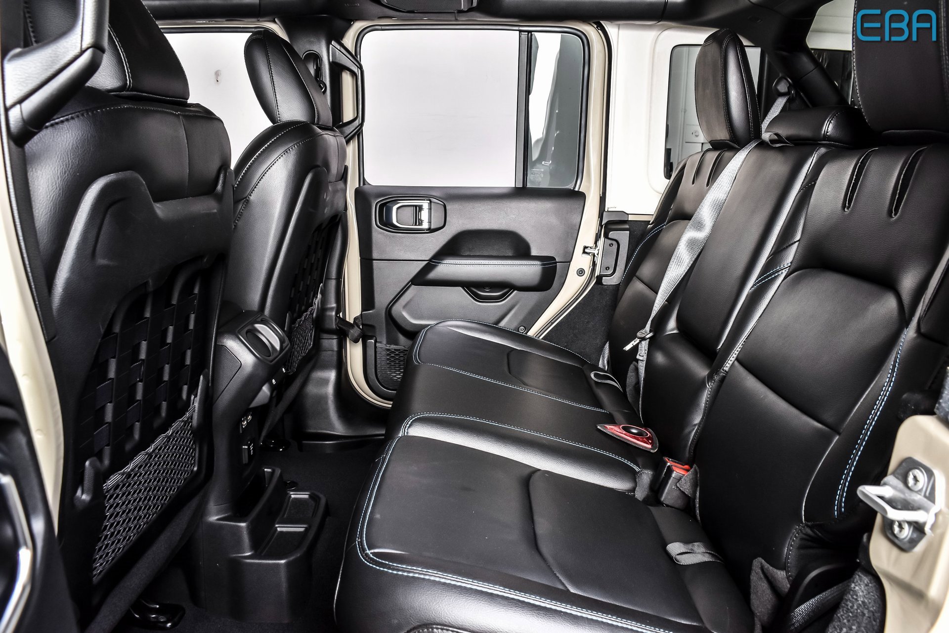 Used 2022 Jeep Wrangler Unlimited Rubicon 4xe w/ Cold Weather Group image 19