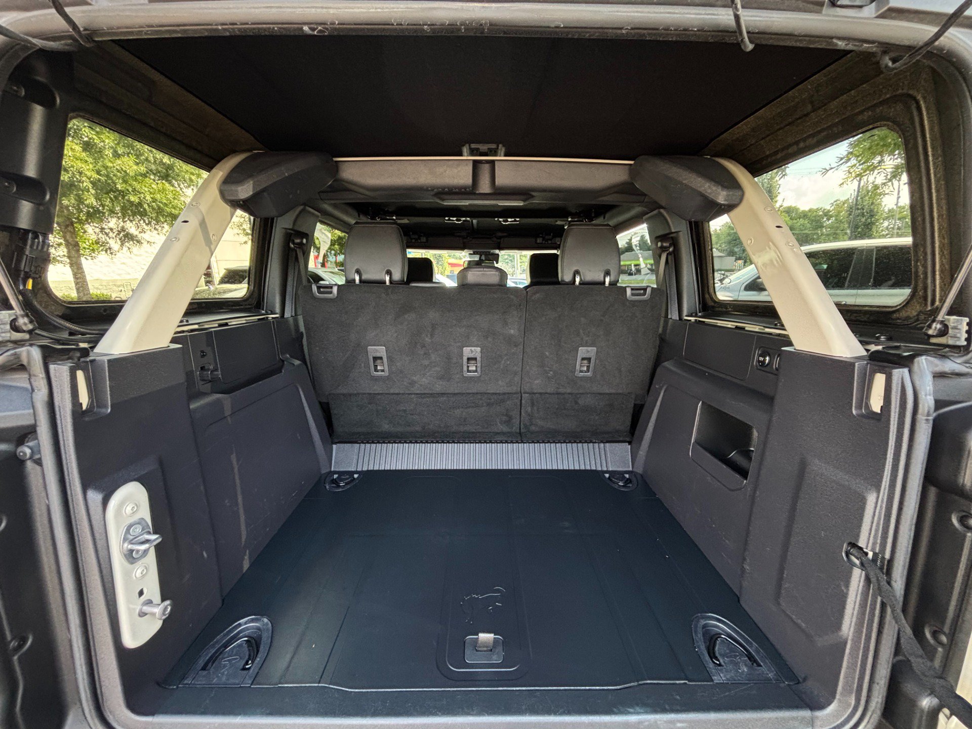 Used 2022 Ford Bronco Everglades AWD/4WD image 25