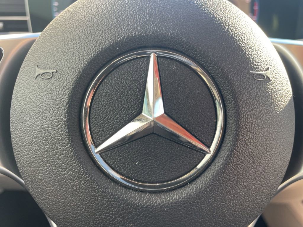 Used 2023 Mercedes-Benz GLE 350 4MATIC image 41