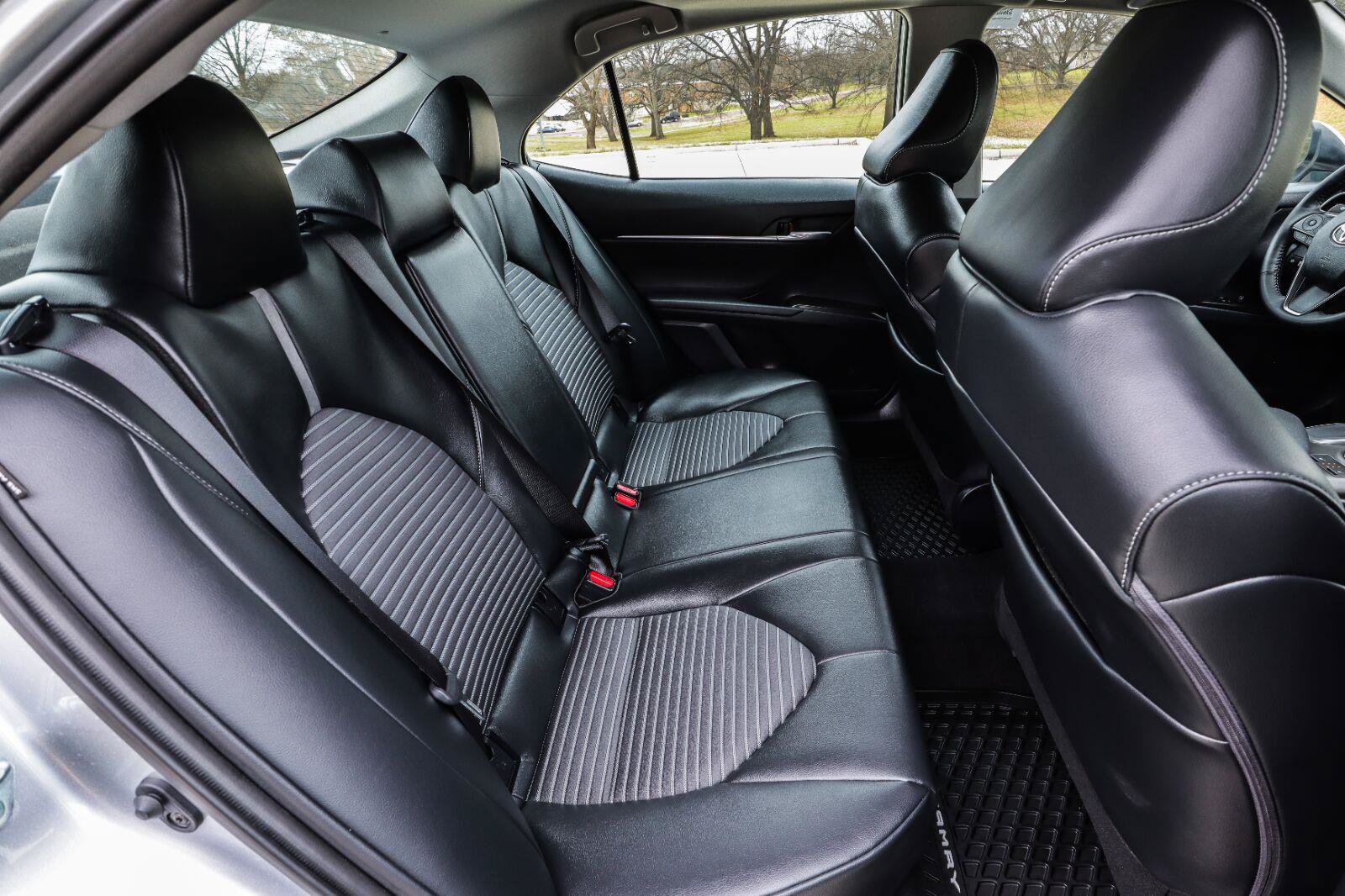 Used 2023 Toyota Camry SE FWD image 39
