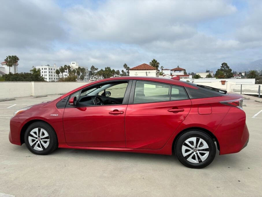 Used 2016 Toyota Prius Three Touring image 4