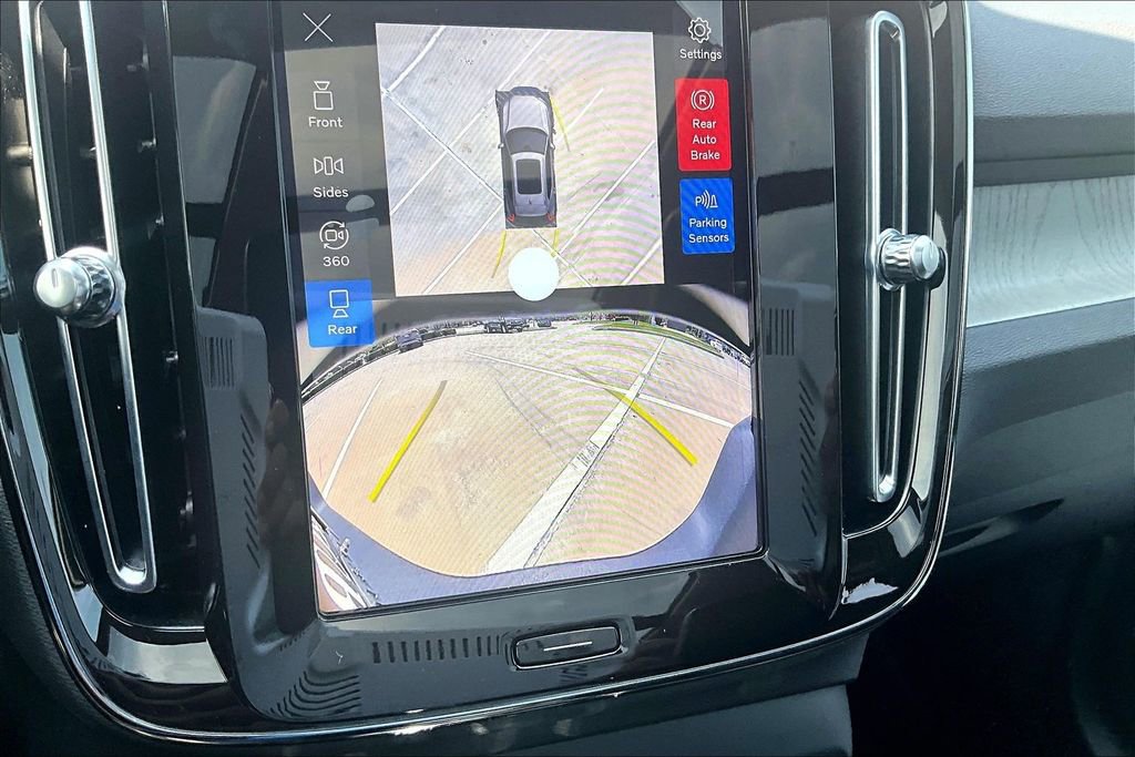 New 2026 Volvo XC40 B5 Ultra AWD/4WD image 16